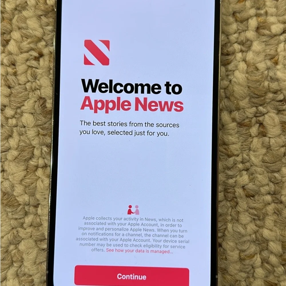 Apple Smartphone with Glossy White and Metallic Silver Design